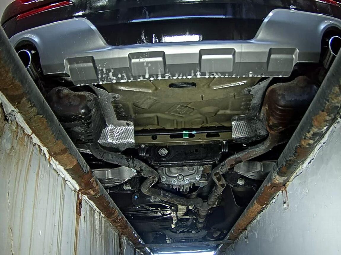 FORD EXPLORER (6TH GEN) 2.3 AWD LIMITED 2022 - zdjęcie 8
