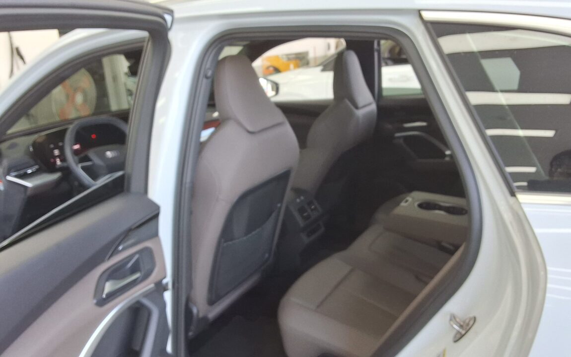 AUDI Q5(80A) 40 TFSI QUATTRO ADVANCED 2025 - zdjęcie 12