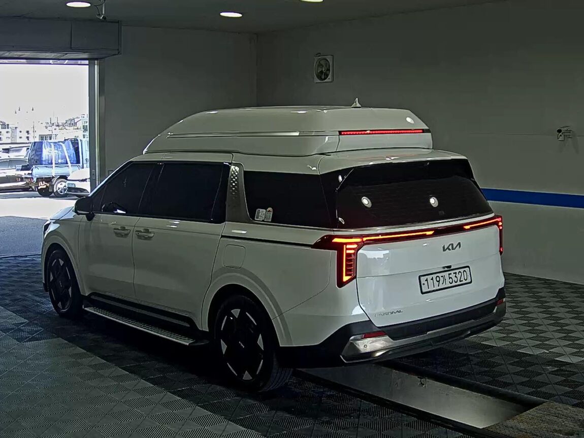 KIA THE NEW CARNIVAL (KA4) HI-LIMOUSINE 7-SEATER GASOLINE SIGNATURE 2025 - zdjęcie 6