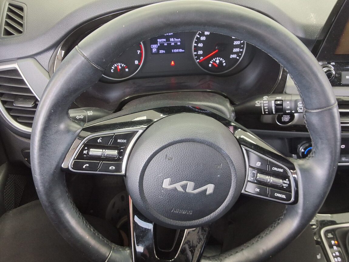 KIA SELTOS 1.6 GASOLINE 2WD TRENDY 2023 - zdjęcie 17