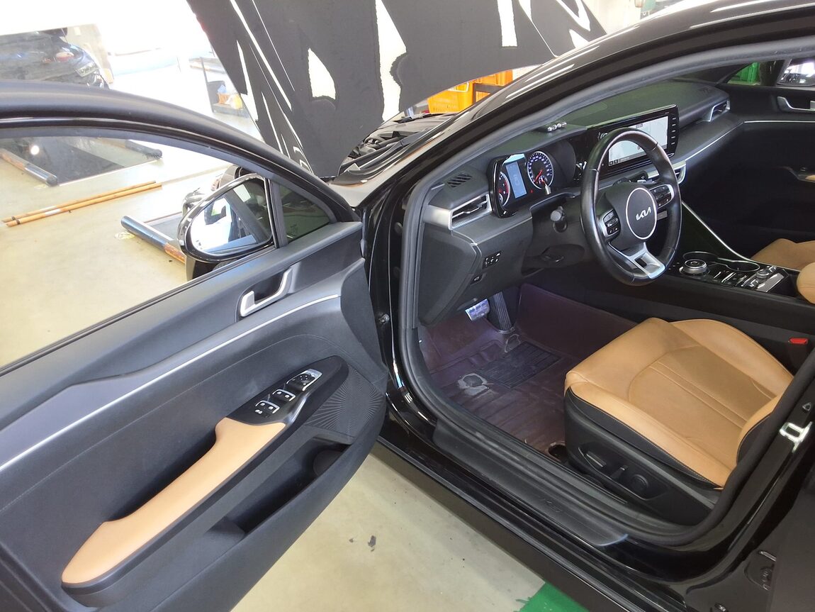 KIA NEW K5 (DL3) 2.0 GASOLINE PRESTIGE 2022 - zdjęcie 10
