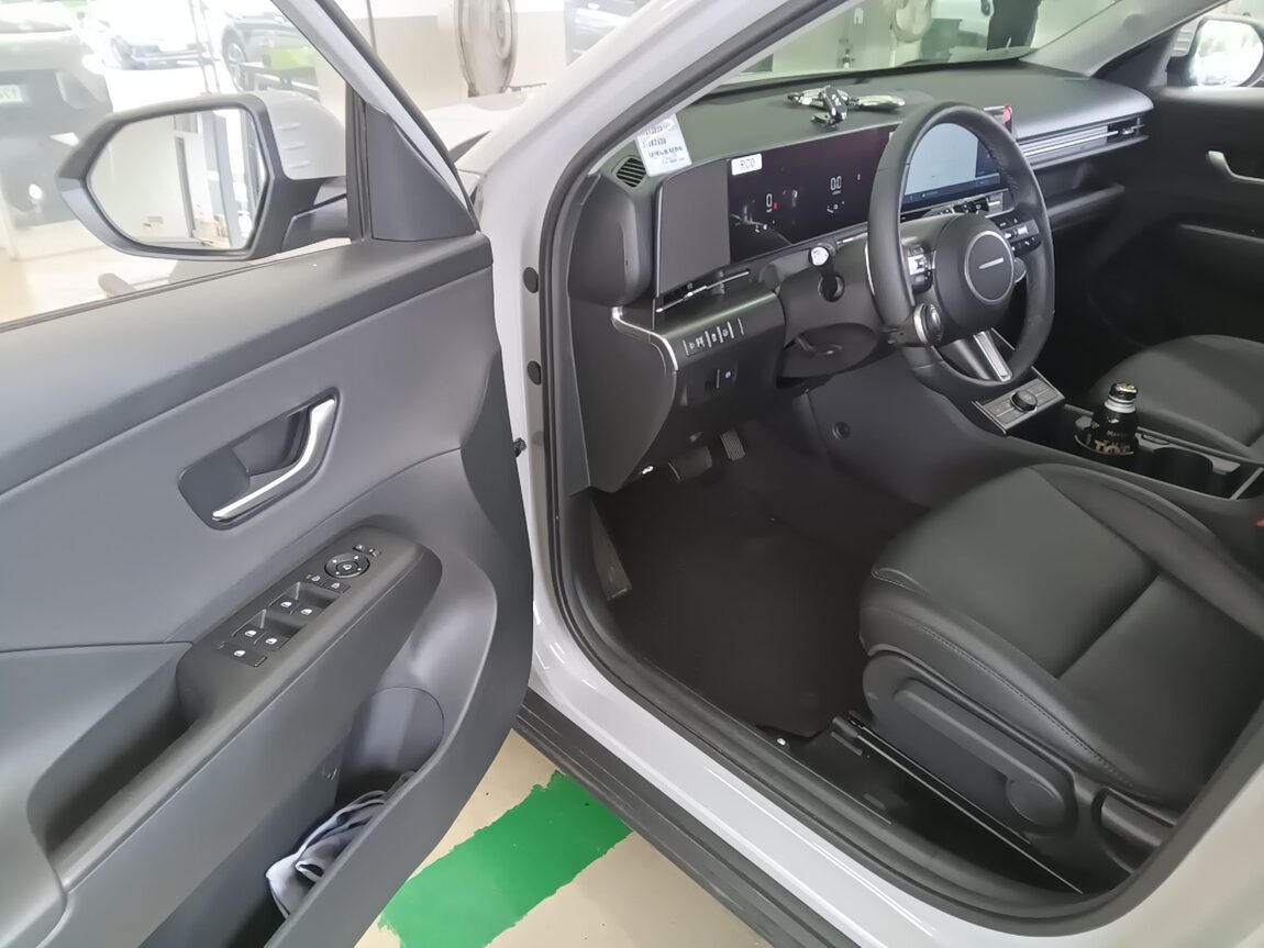 HYUNDAI THE ALL NEW KONA HYBRID 1.6 HEV MODERN 2024 - zdjęcie 10