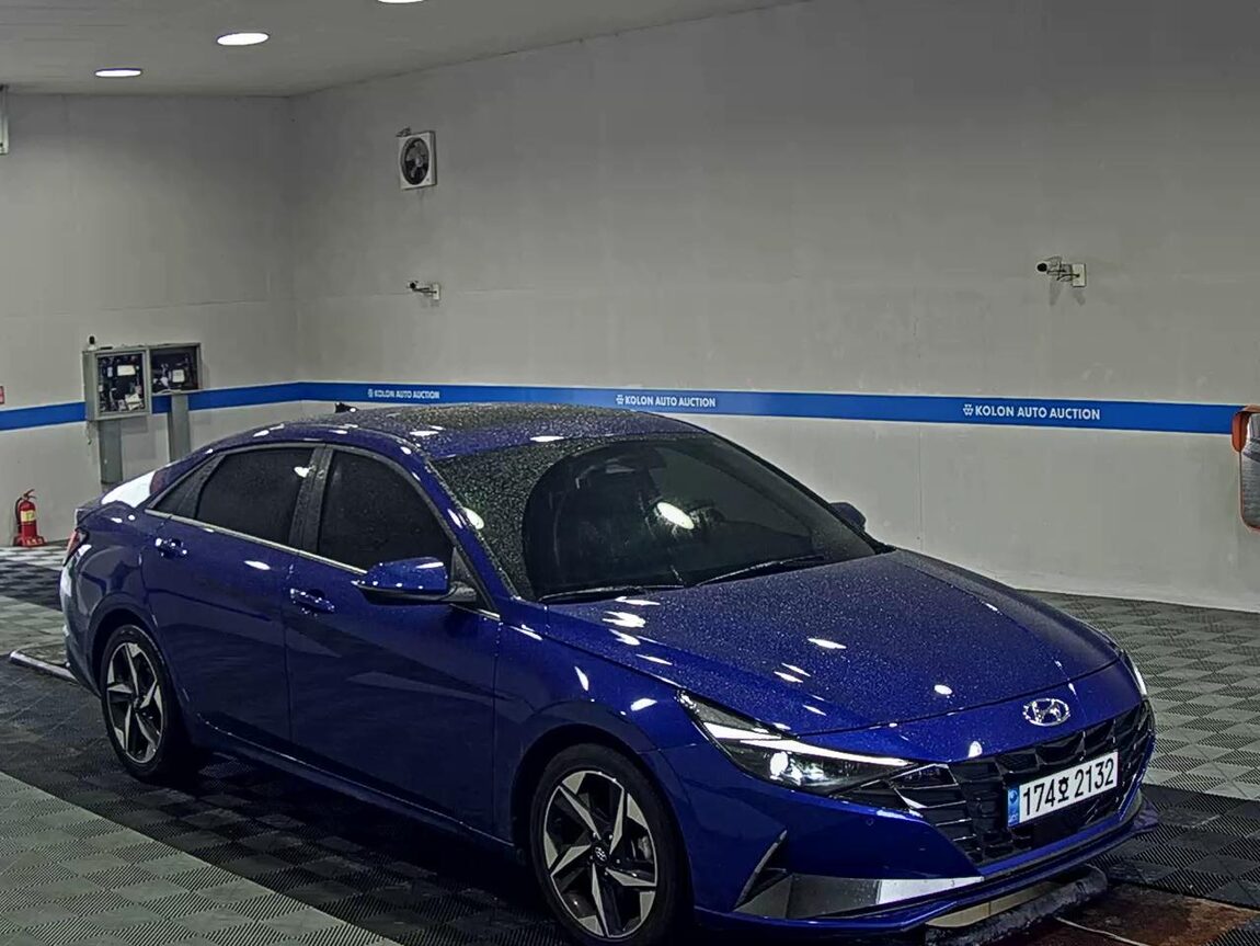 HYUNDAI AVANTE (CN7) 1.6 GASOLINE INSPIRATION 2023 - zdjęcie 3