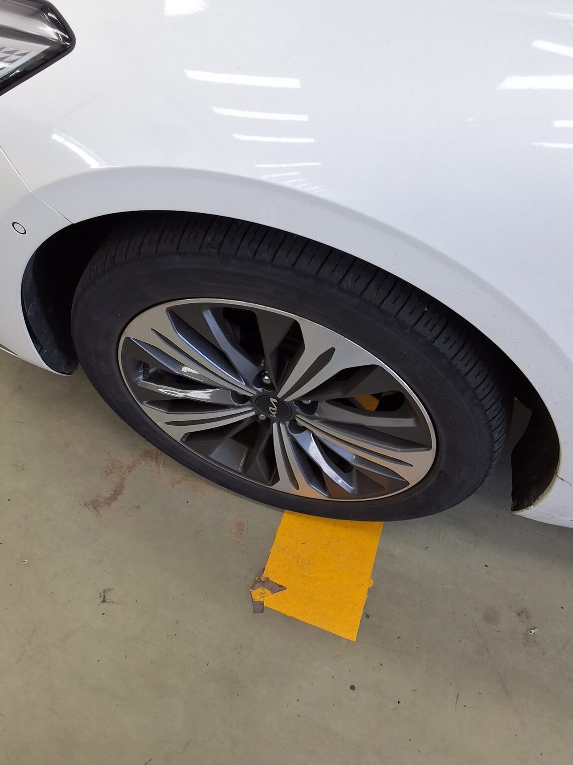 KIA K8 HYBRID HEV NOBLESSE 2023 - zdjęcie 22