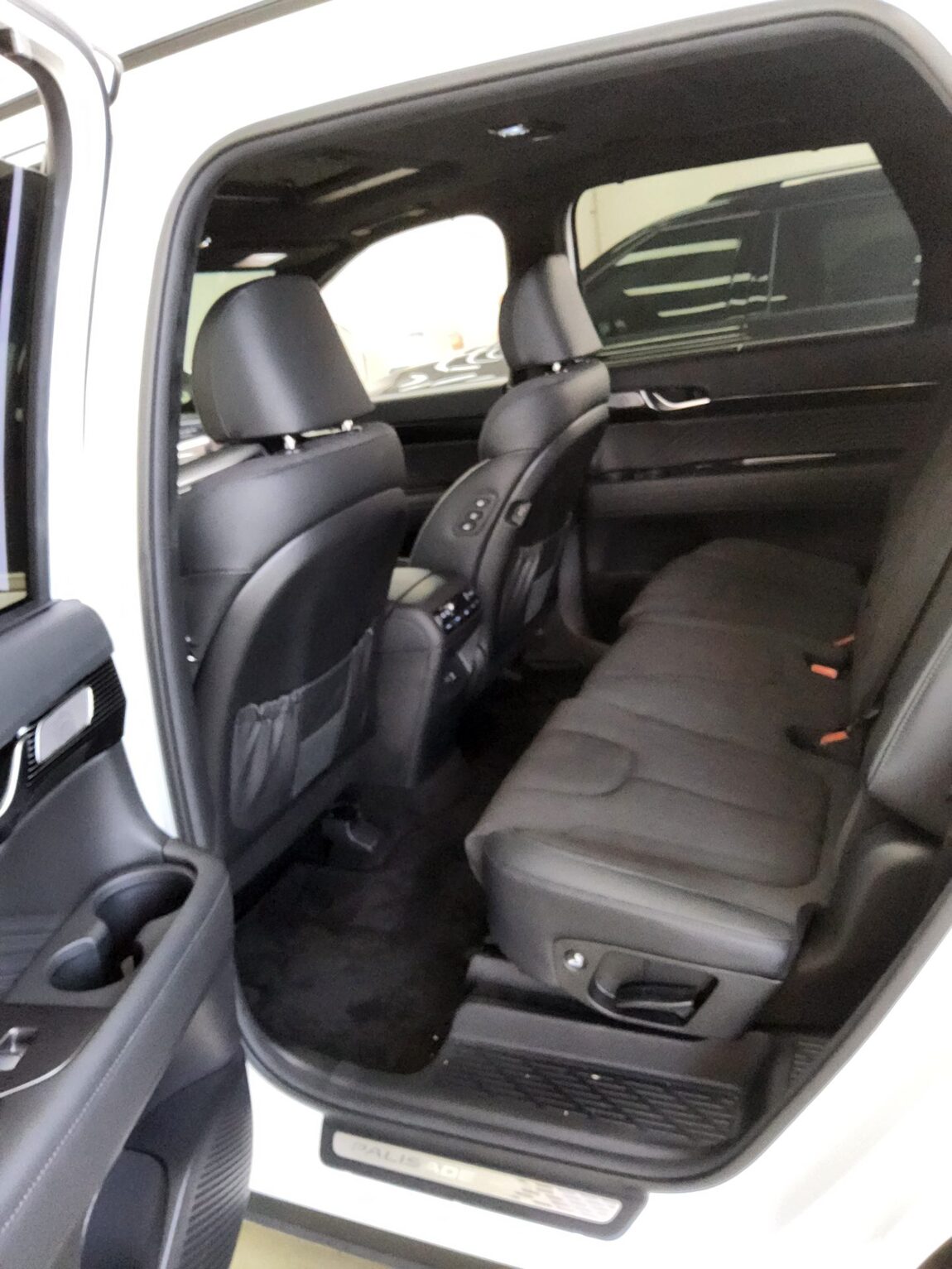 HYUNDAI THE NEW PALISADE 3.8 GASOLINE AWD CALLIGRAPHY BLACK EDITION 2024 - zdjęcie 12