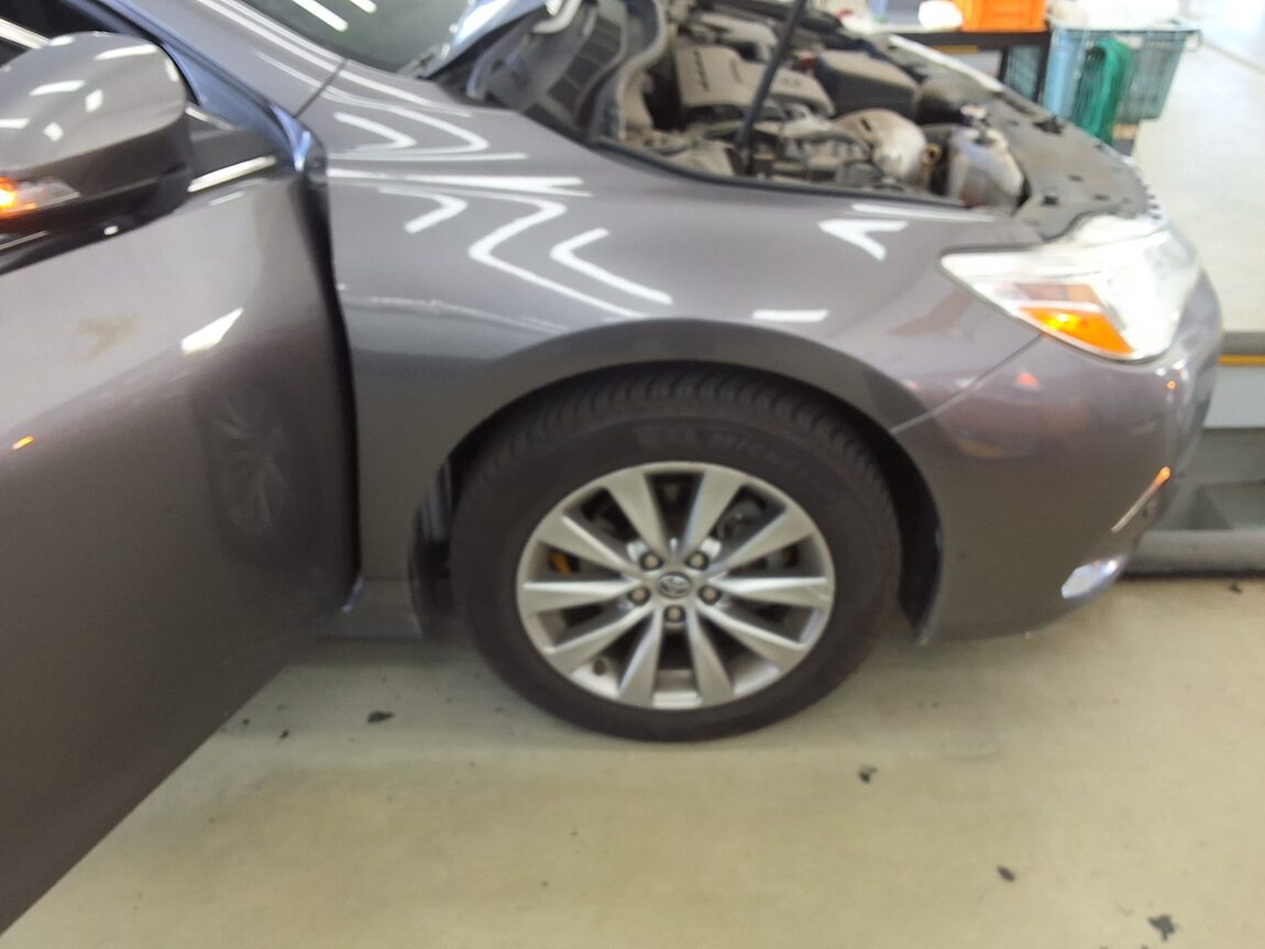 TOYOTA CAMRY (9TH GEN) 2.5 XLE 2016 - zdjęcie 25