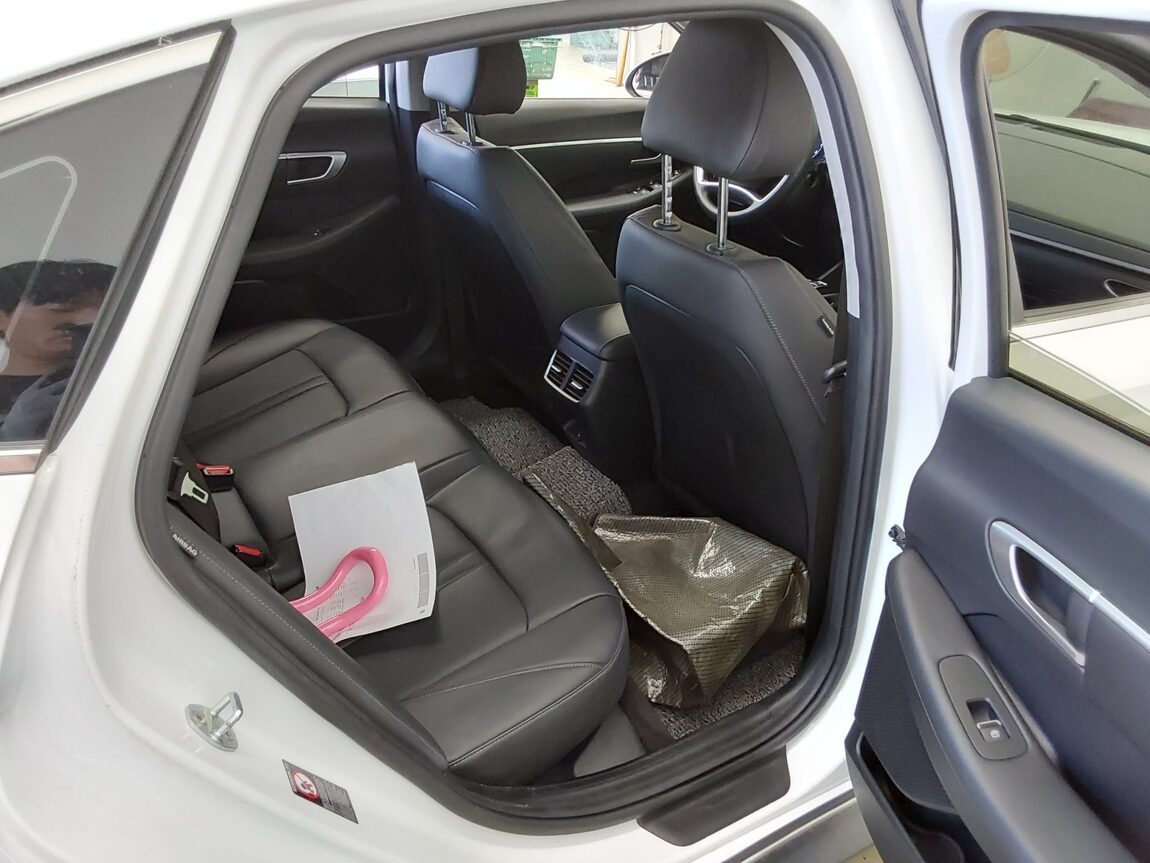 HYUNDAI SONATA (DN8) G2.0 SMART 2020 - zdjęcie 13