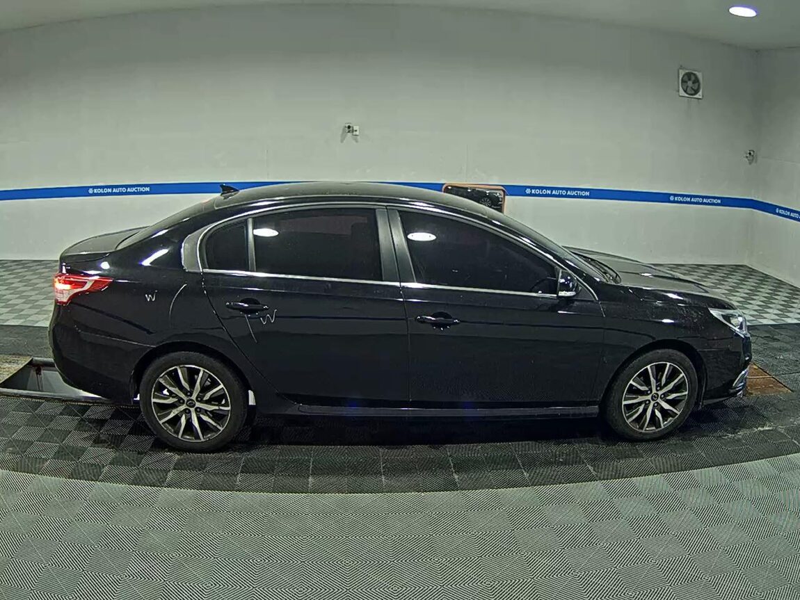 RENAULT (SAMSUNG) SM5 NOVA CLASSIC 2018 - zdjęcie 4