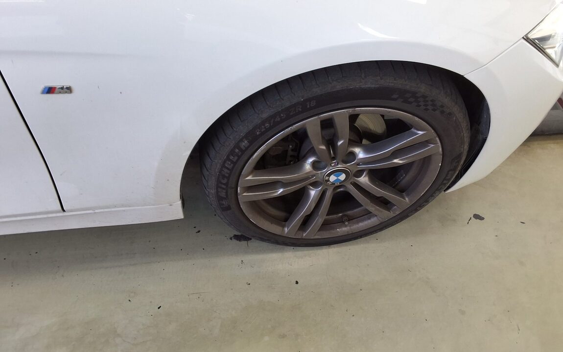 BMW 3 SERIES (6TH GEN) 320d M SPORT 2017 - zdjęcie 26