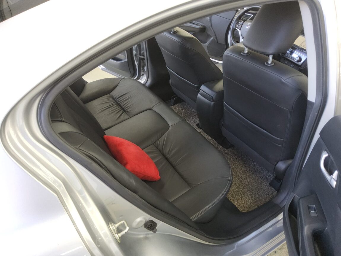 HONDA CIVIC (9TH GEN) 1.8 EX 2015 - zdjęcie 13