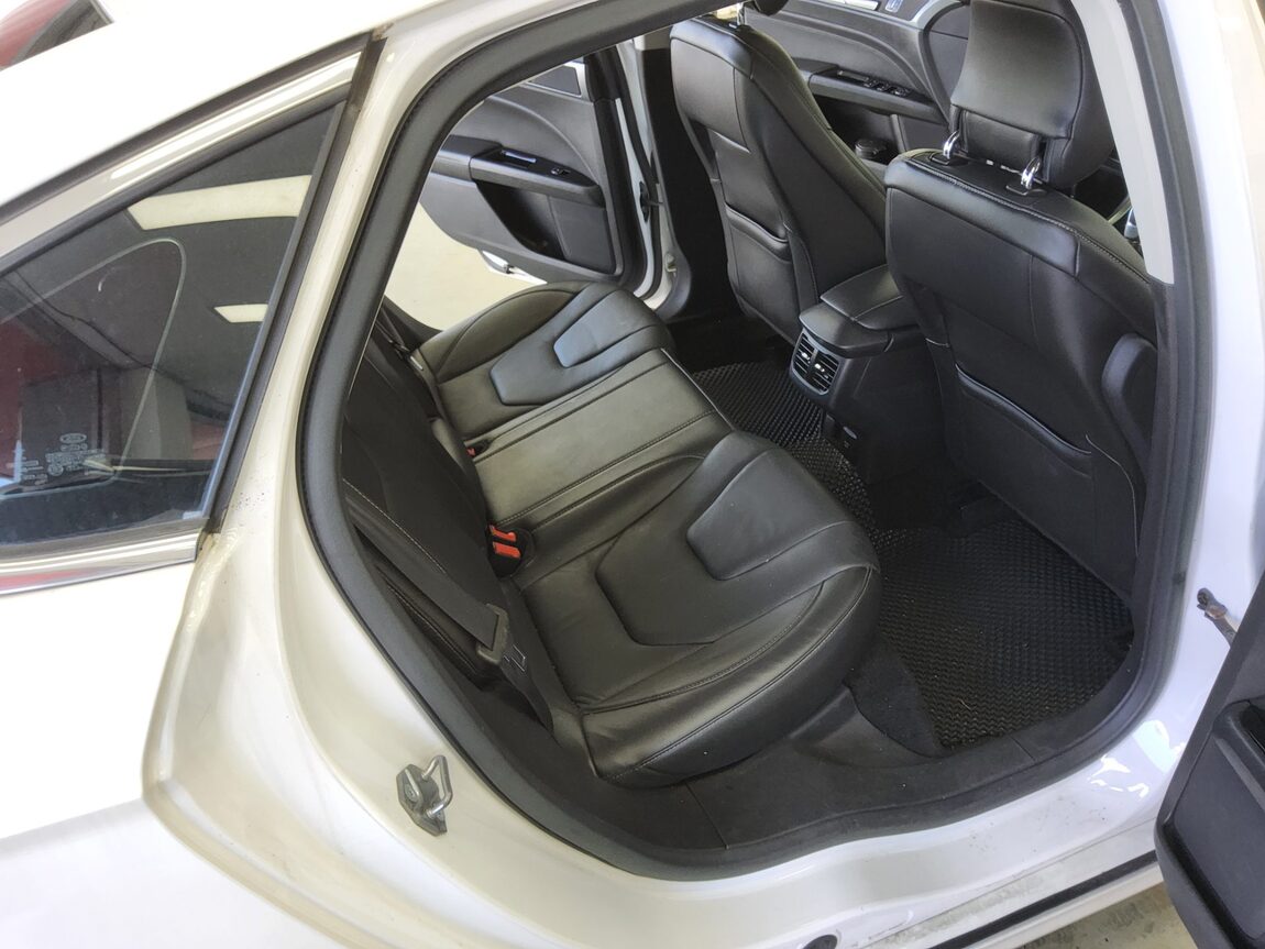 FORD FUSION (2ND GEN) 2.0 ECOBOOST TITANIUM 2015 - zdjęcie 13