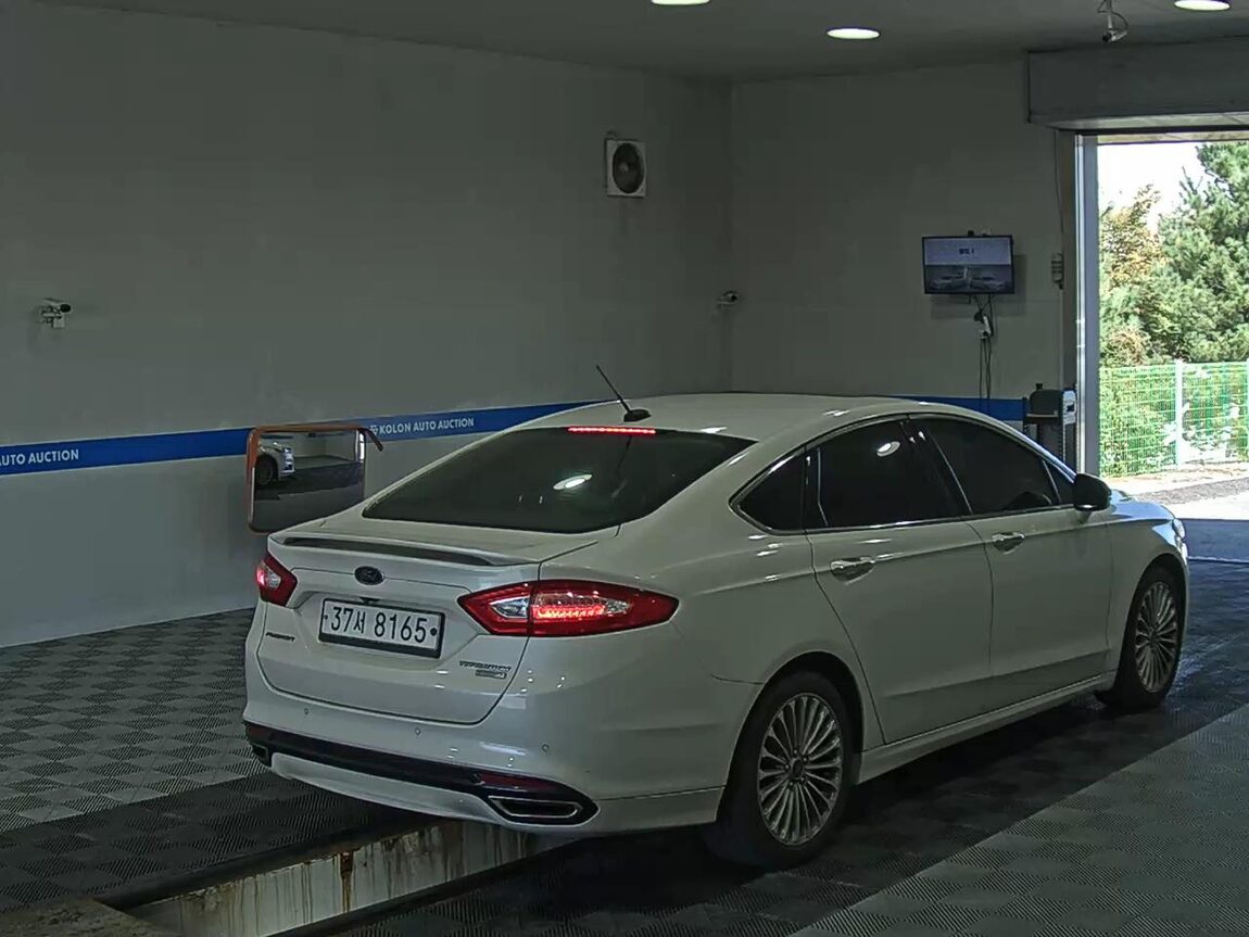 FORD FUSION (2ND GEN) 2.0 ECOBOOST TITANIUM 2015 - zdjęcie 5