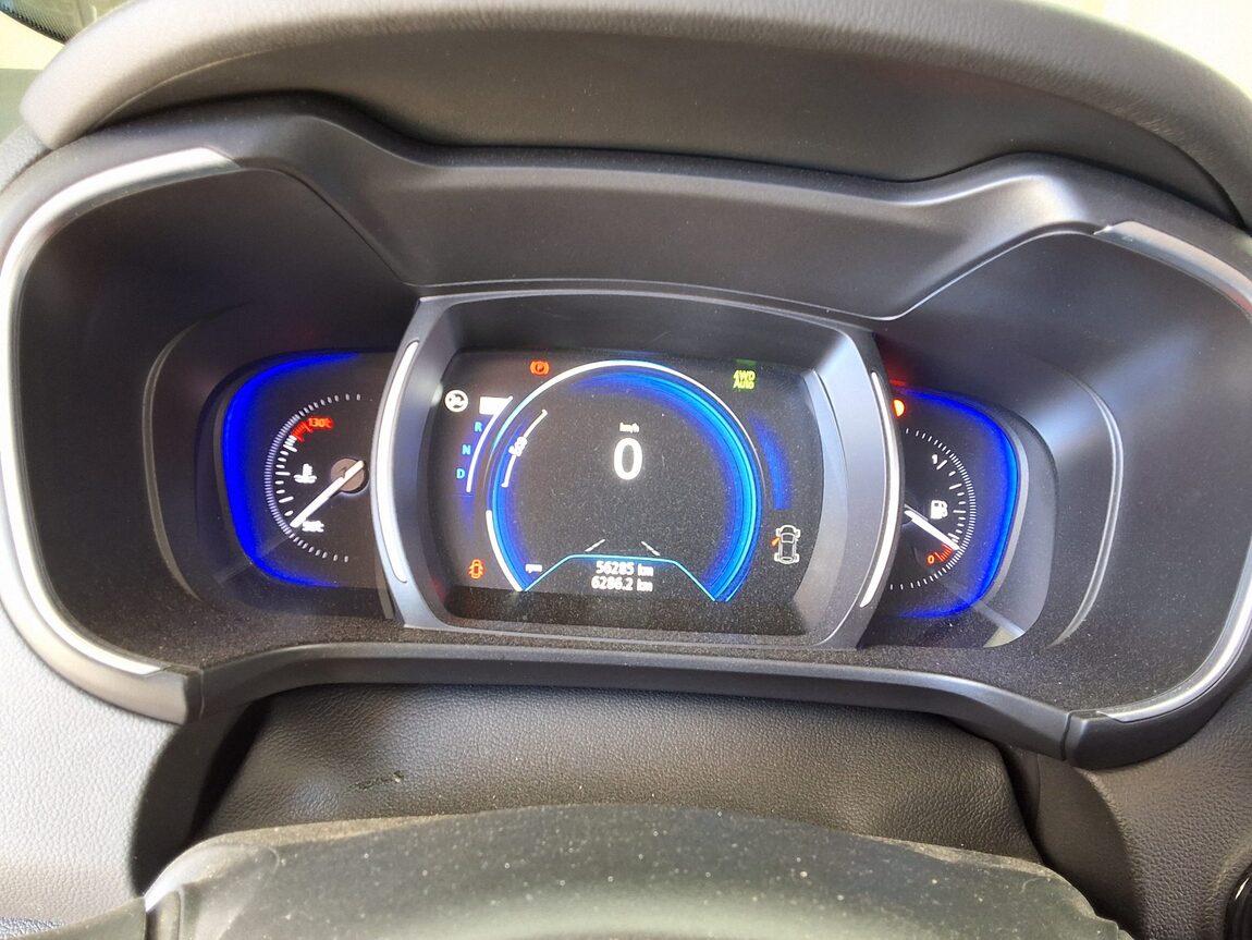 RENAULT (SAMSUNG) QM6 2.0 dCi 4WD RE SIGNATURE 2017 - zdjęcie 10