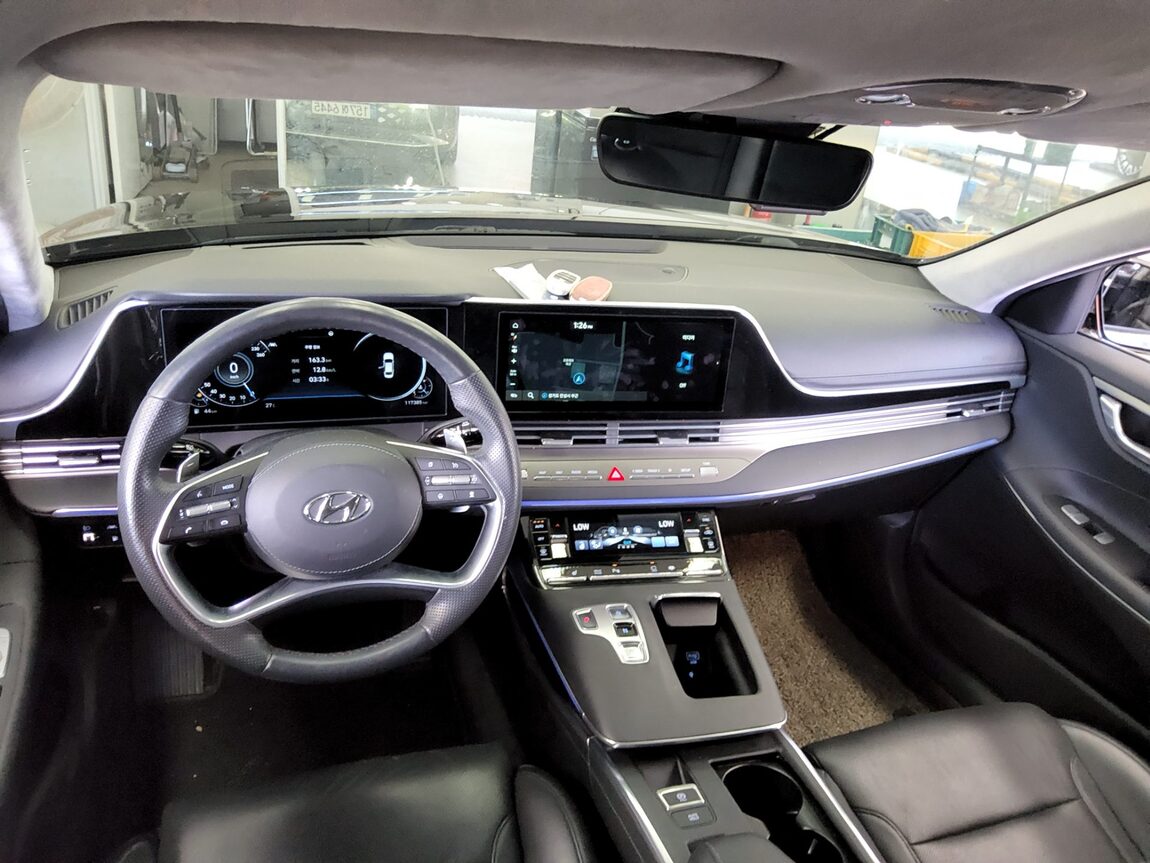 HYUNDAI THE NEW GRANDEUR IG GASOLINE 2.5 CALLIGRAPHY 2021 - zdjęcie 11