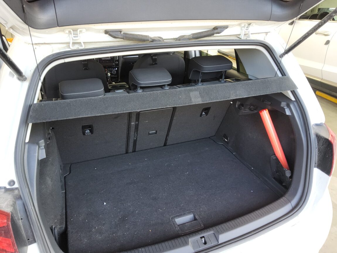 VOLKSWAGEN GOLF (7TH GEN) 2.0 TDI 2015 - zdjęcie 15