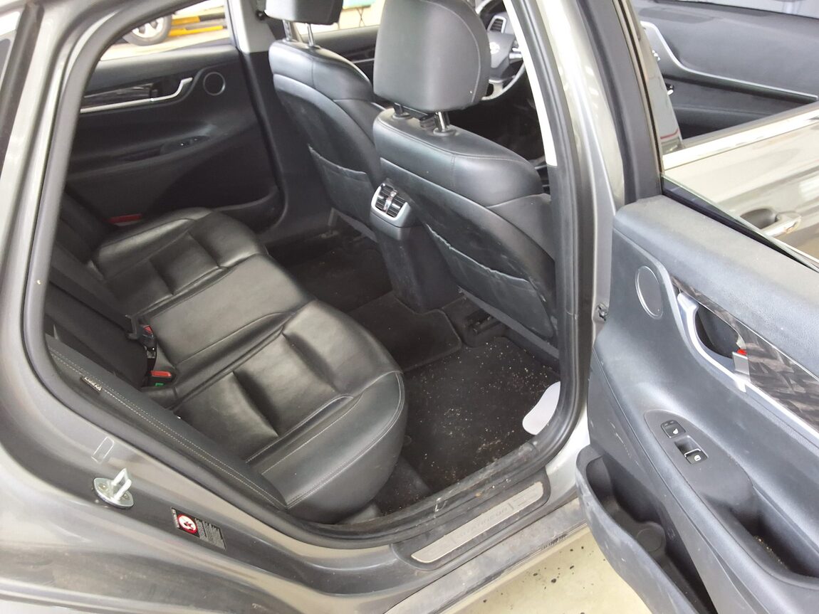 HYUNDAI GRANDEUR IG 3.0 LPi RENTAL CAR MODERN 2019 - zdjęcie 14
