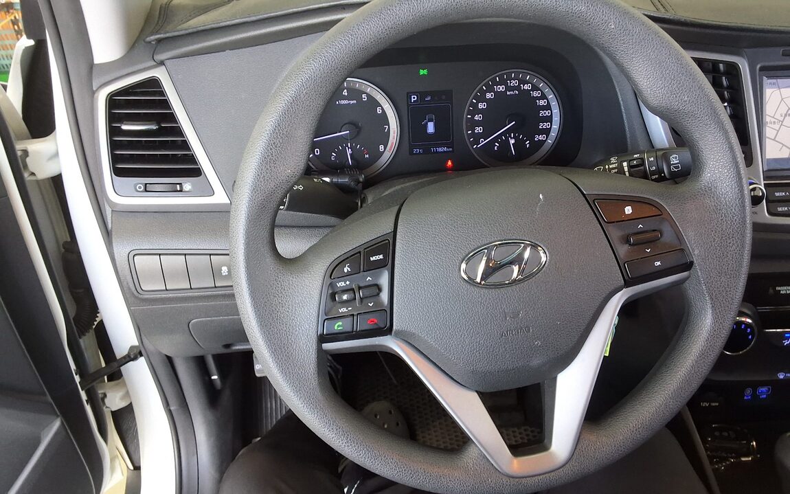 HYUNDAI ALL NEW TUCSON GASOLINE 1.6 TURBO 2WD STYLE 2018 - zdjęcie 17