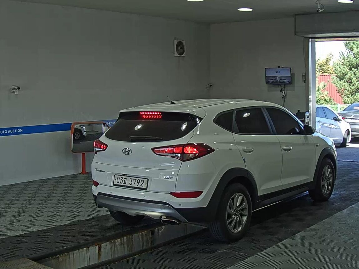 HYUNDAI ALL NEW TUCSON GASOLINE 1.6 TURBO 2WD STYLE 2018 - zdjęcie 5