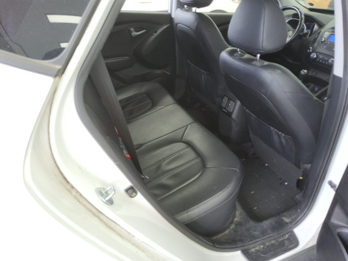 HYUNDAI NEW TUCSON ix DIESEL R2.0 2WD SMART SPECIAL 2015 - zdjęcie 13