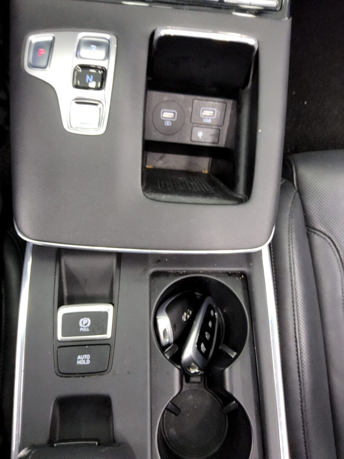 HYUNDAI THE NEW GRANDEUR IG GASOLINE 3.3 PREMIUM CHOICE 2020 - zdjęcie 19
