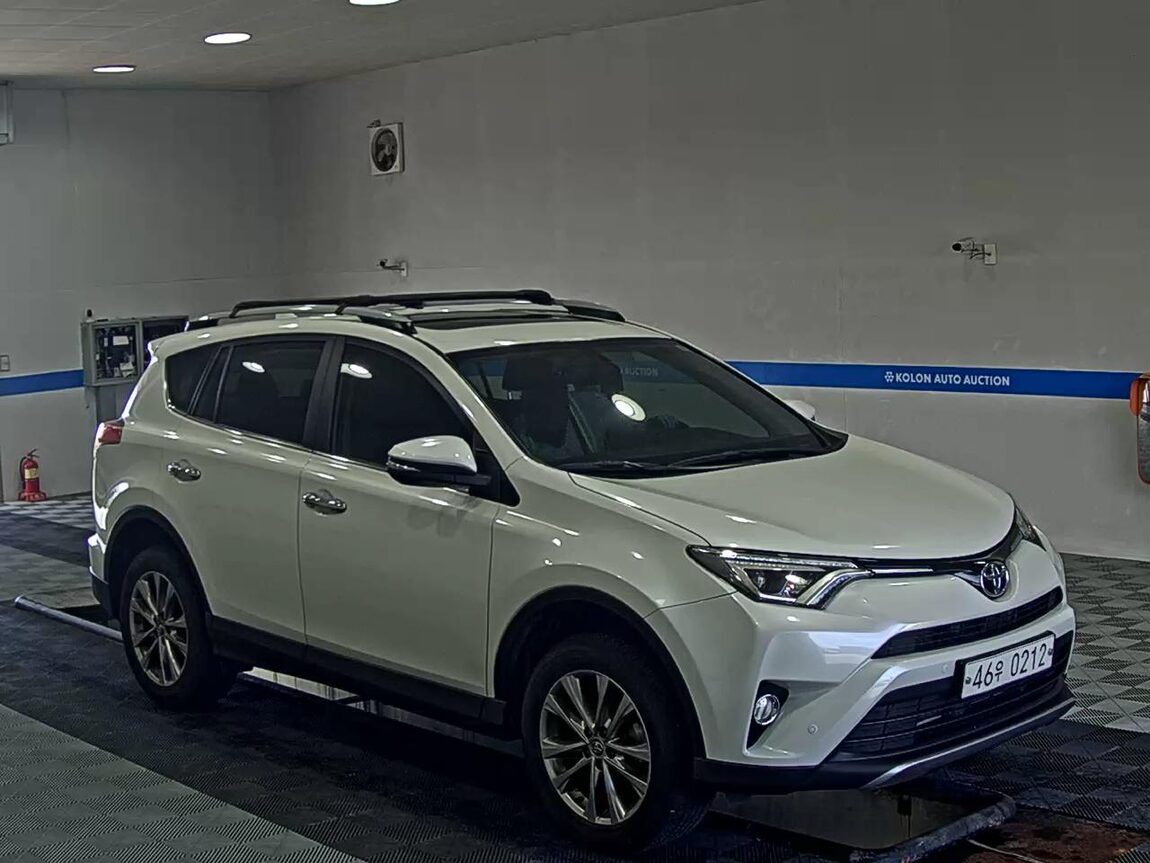 TOYOTA RAV4 (4TH GEN) 2.5 2WD 2017 - zdjęcie 3