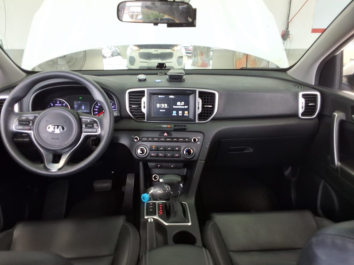 KIA NEW SPORTAGE 1.7 2WD TRENDY 2016 - zdjęcie 11
