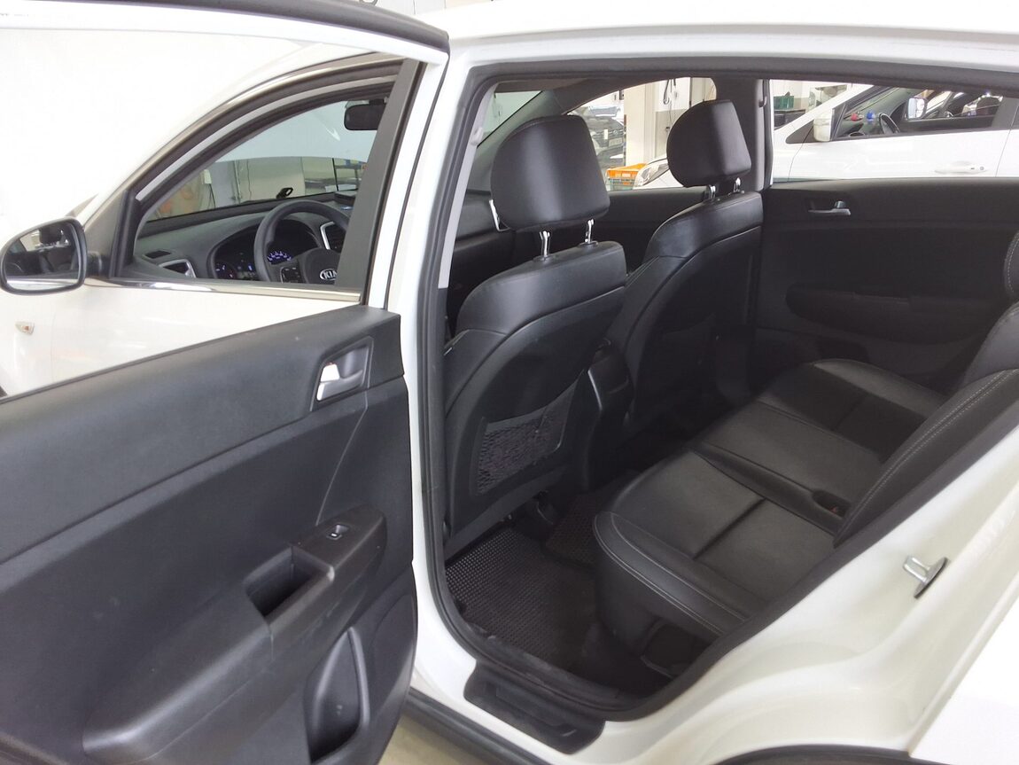 KIA NEW SPORTAGE 1.7 2WD TRENDY 2016 - zdjęcie 12