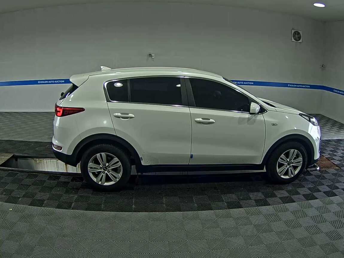 KIA NEW SPORTAGE 1.7 2WD TRENDY 2016 - zdjęcie 4
