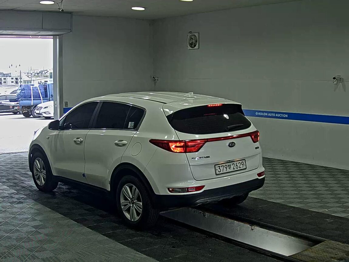 KIA NEW SPORTAGE 1.7 2WD TRENDY 2016 - zdjęcie 6