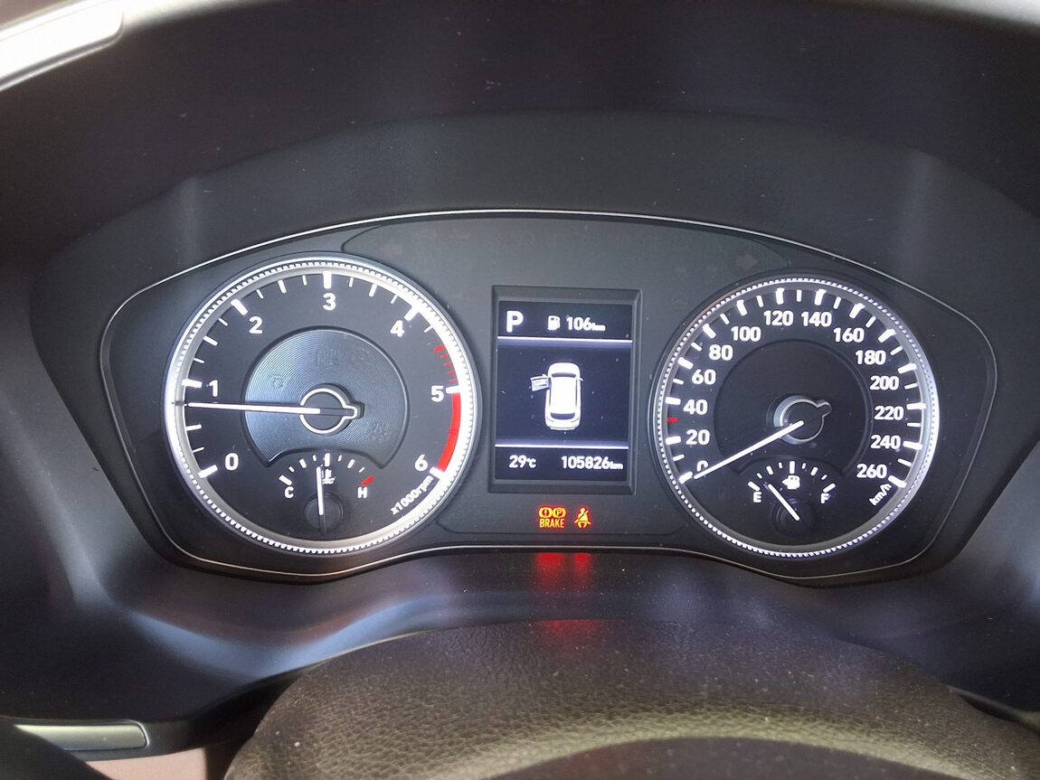 HYUNDAI SANTA FE (TM) R2.2 2WD PRESTIGE 2019 - zdjęcie 9