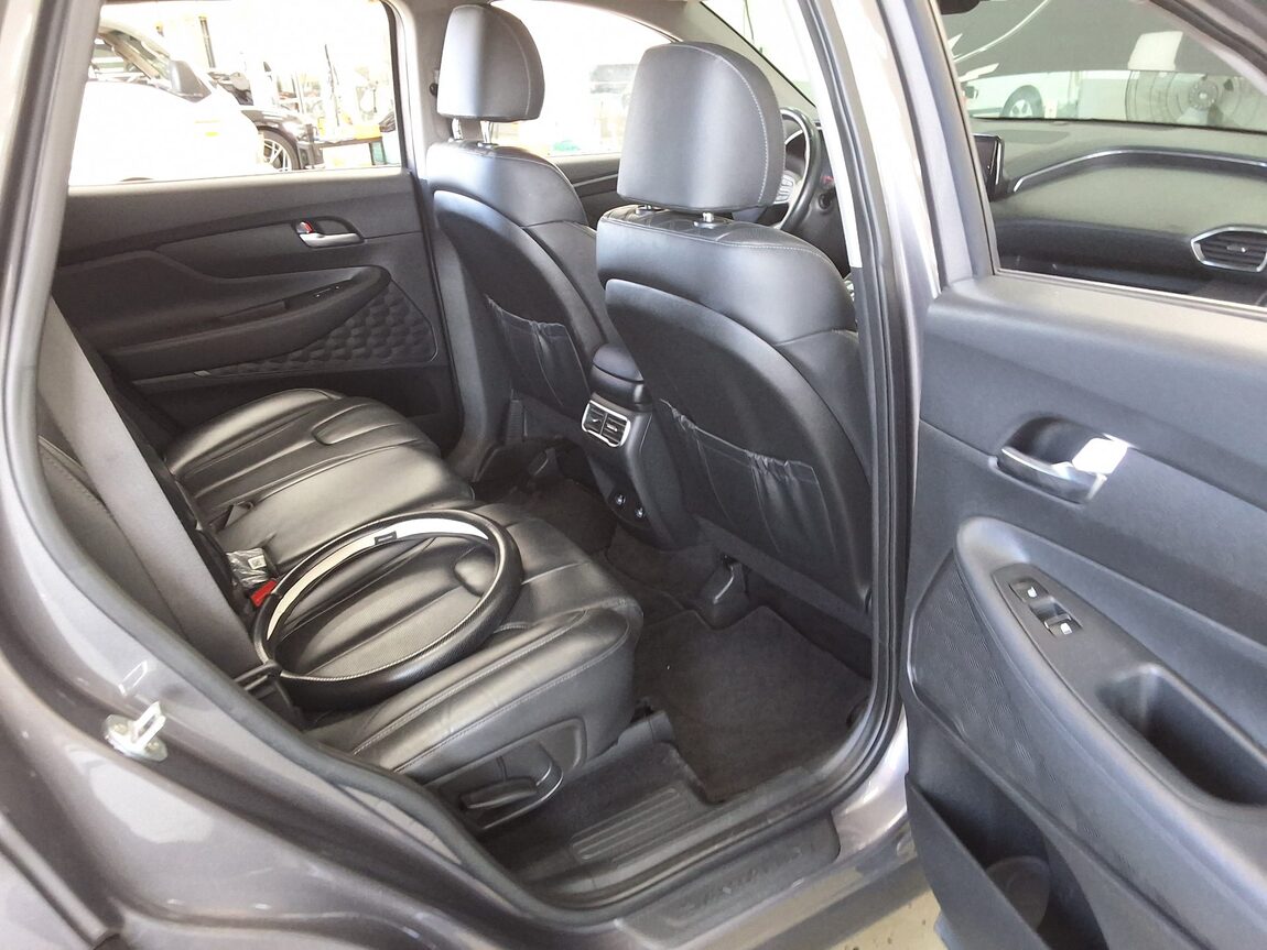 HYUNDAI THE NEW SANTA FE DIESEL 2.2 2WD PREMIUM 2021 - zdjęcie 13