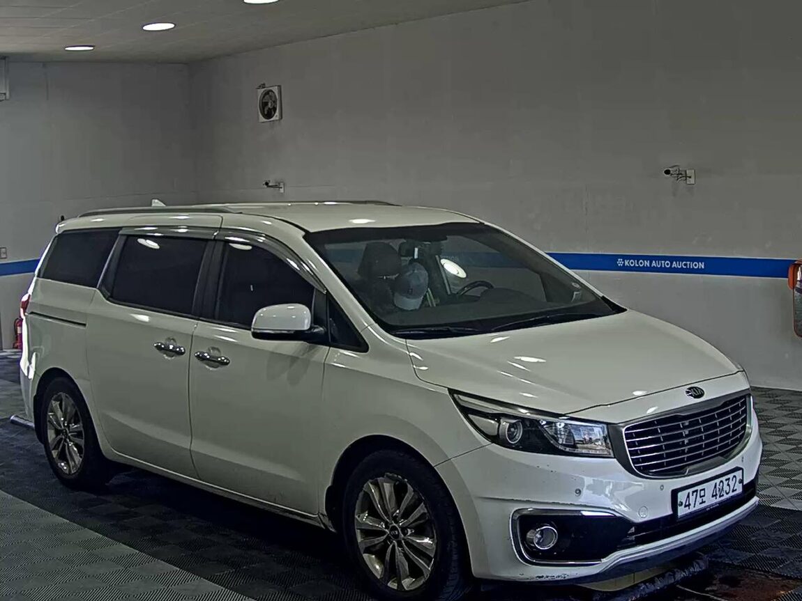 KIA ALL NEW CARNIVAL 9-SEATER DIESEL PRESTIGE 2015 - zdjęcie 3