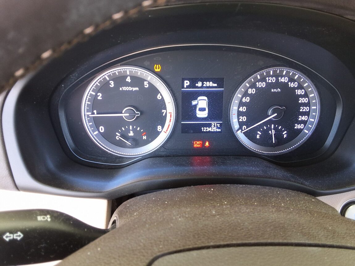 HYUNDAI GRANDEUR IG 3.0 GDi EXCLUSIVE 2017 - zdjęcie 9