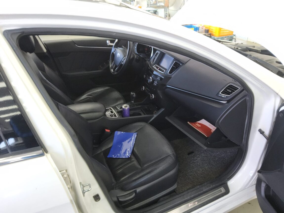 KIA K7 PRESTIGE 2.4 GDI LUXURY 2012 - zdjęcie 14