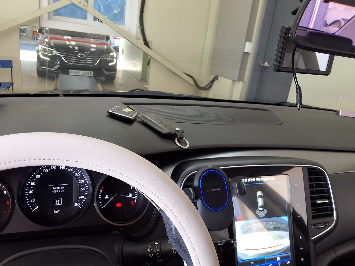 RENAULT (SAMSUNG) SM6 2.0 GDe SE 2016 - zdjęcie 25
