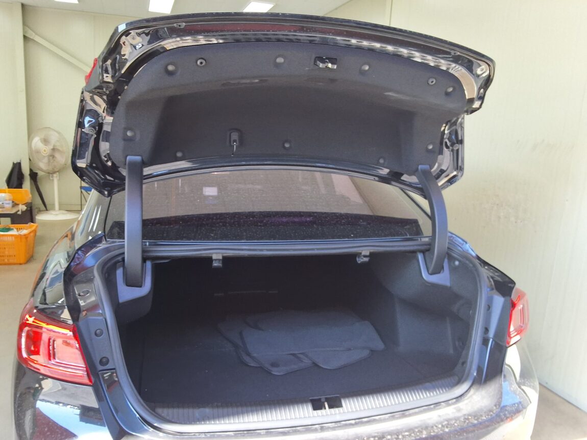 RENAULT (SAMSUNG) SM6 2.0 GDe SE 2016 - zdjęcie 16