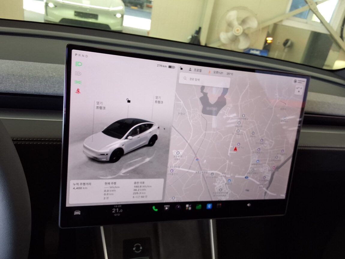 TESLA MODEL Y AWD LONG RANGE 2026 - zdjęcie 22