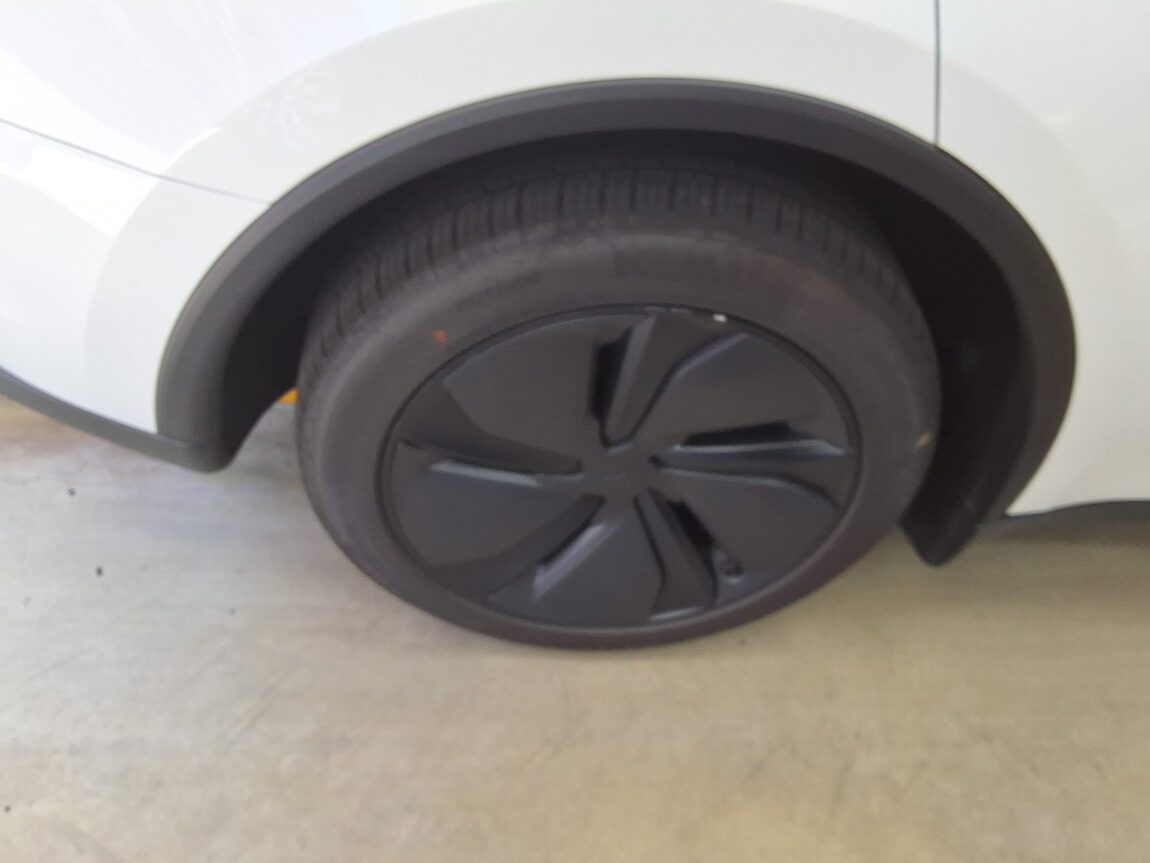 TESLA MODEL Y AWD LONG RANGE 2026 - zdjęcie 21