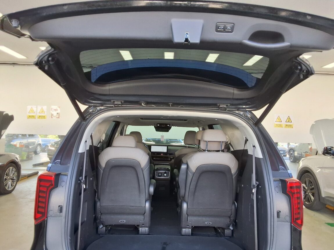 KIA THE NEW CARNIVAL HYBRID (KA4) 1.6 HEV 9-SEATER SIGNATURE 2024 - zdjęcie 15