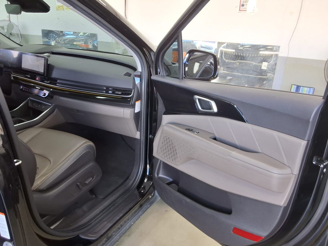 KIA THE NEW CARNIVAL HYBRID (KA4) 1.6 HEV 9-SEATER SIGNATURE 2024 - zdjęcie 14