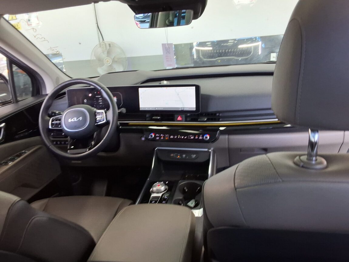 KIA THE NEW CARNIVAL HYBRID (KA4) 1.6 HEV 9-SEATER SIGNATURE 2024 - zdjęcie 11