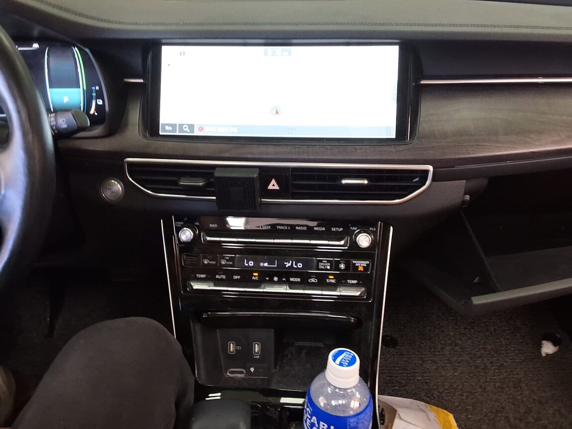 KIA K7 PREMIER HYBRID SIGNATURE 2020 - zdjęcie 24