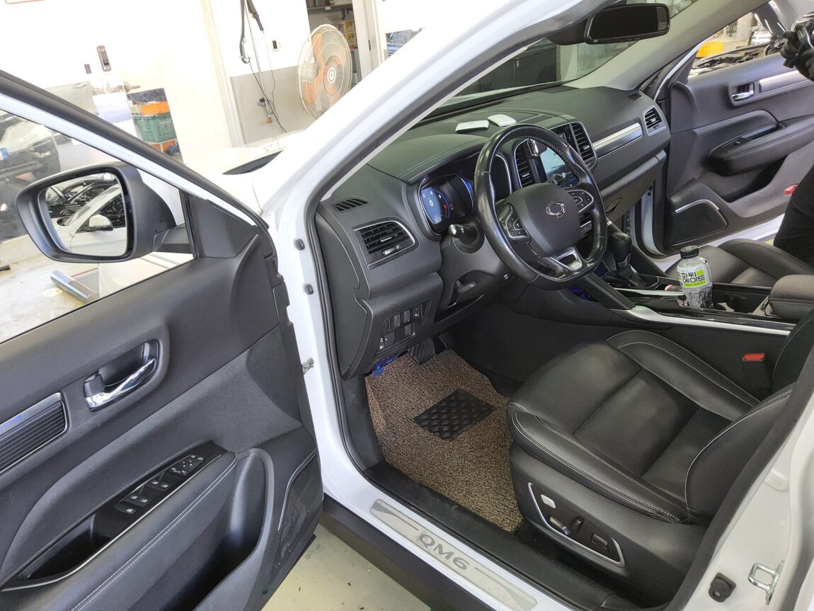 RENAULT (SAMSUNG) NEW QM6 2.0 LPe RE SIGNATURE 2023 - zdjęcie 10