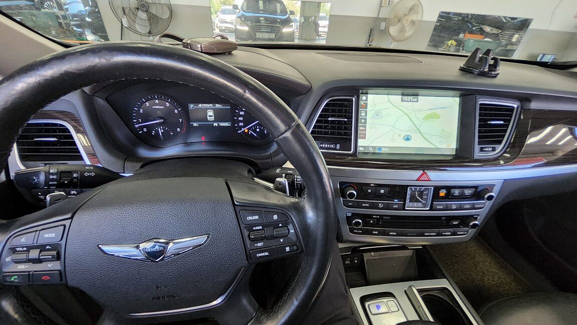 GENESIS G80 3.3 GDi AWD PREMIUM LUXURY 2018 - zdjęcie 18