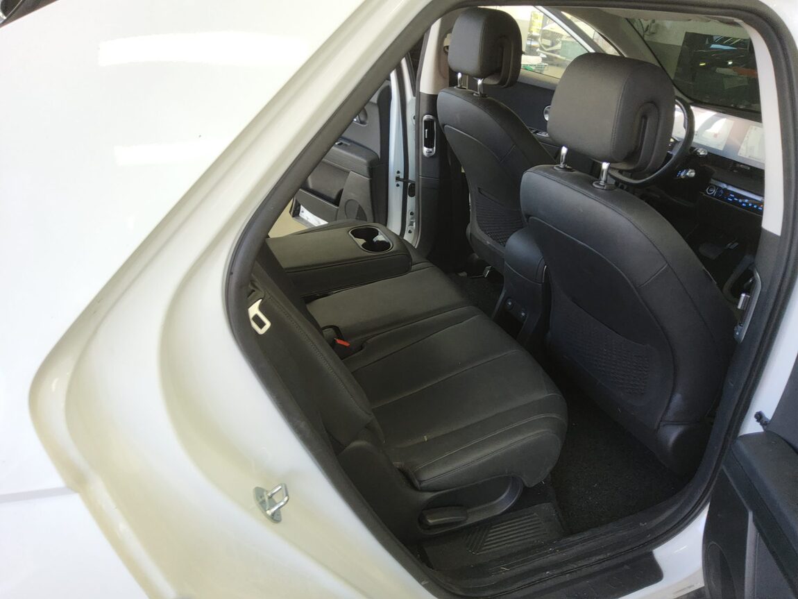 HYUNDAI IONIQ 5 EV 2WD LONG RANGE EXCLUSIVE 2024 - zdjęcie 13