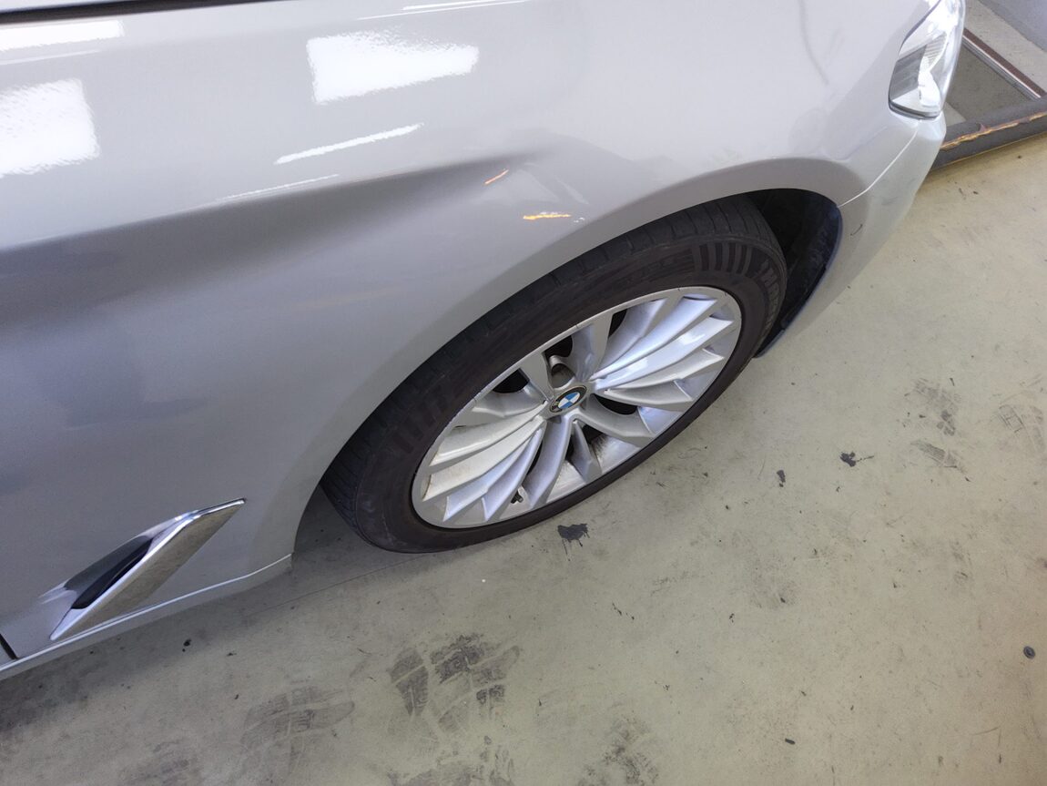 BMW 5 SERIES (7TH GEN) 530i xDRIVE LUXURY LINE PLUS 2020 - zdjęcie 25