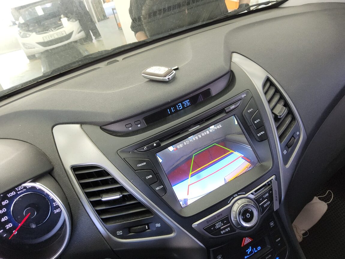 HYUNDAI THE NEW AVANTE MD 1.6 GDi MODERN 2015 - zdjęcie 17