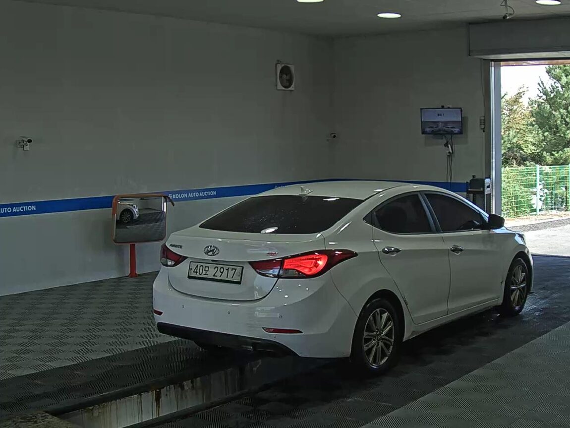 HYUNDAI THE NEW AVANTE MD 1.6 GDi MODERN 2015 - zdjęcie 5