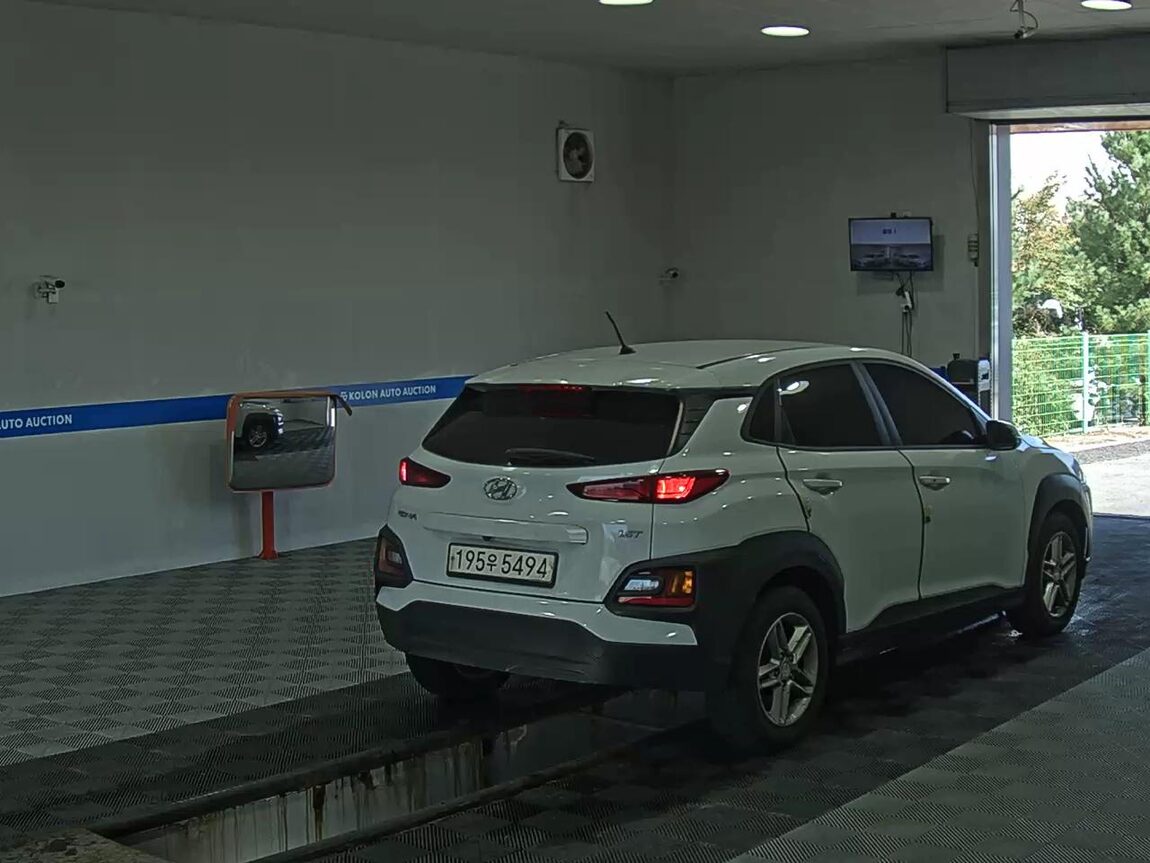 HYUNDAI KONA 1.6 GASOLINE 2WD MODERN 2019 - zdjęcie 5