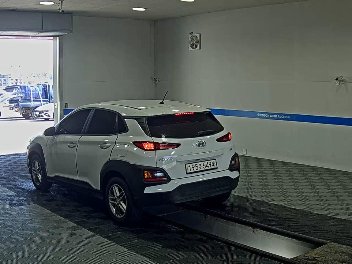 HYUNDAI KONA 1.6 GASOLINE 2WD MODERN 2019 - zdjęcie 6